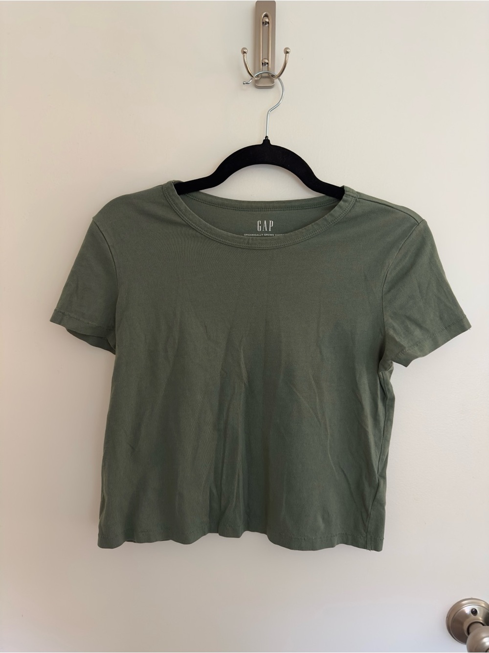 GAP Olive Green Short Sleeve Crewneck Tee